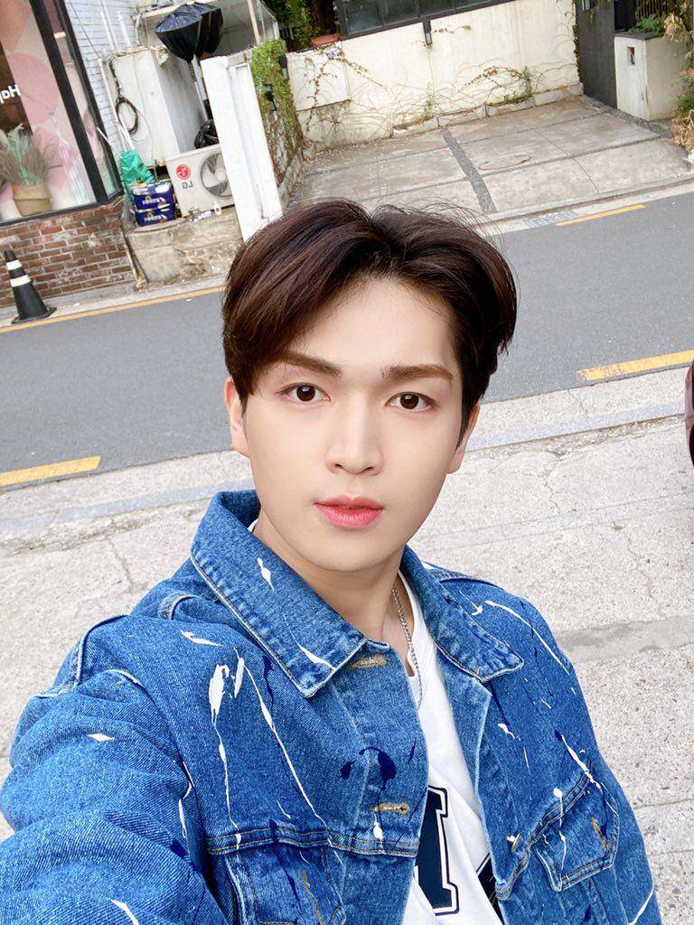 Gyujin UP10TION (twitter.com/UP10TION)