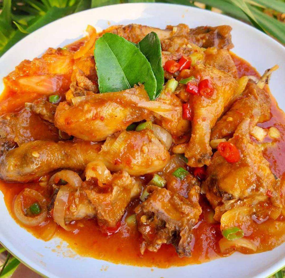 Ayam saus padang (instagram.com/linasutiono)