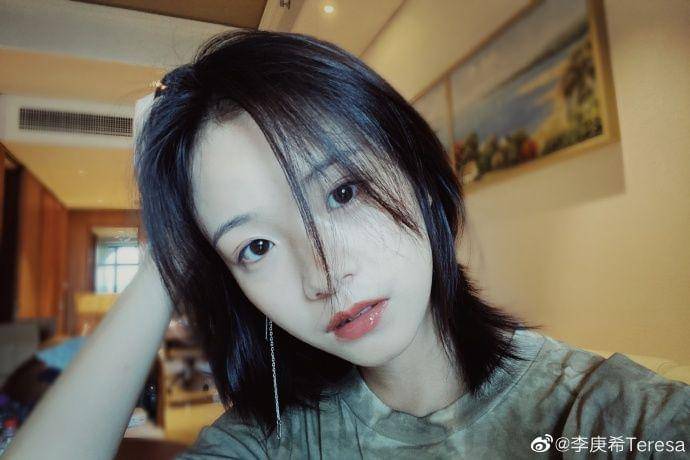 Teresa Li (weibo.com/u/5886191812)