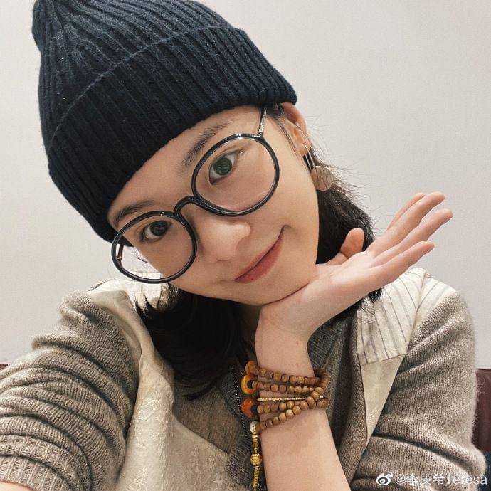 Teresa Li (weibo.com/u/5886191812)