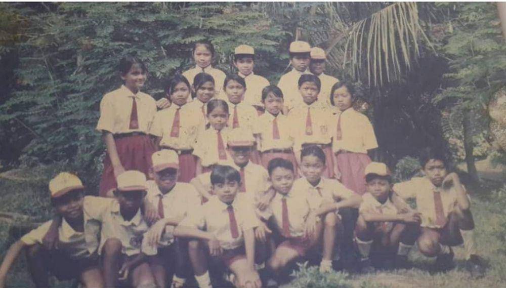 Luna Maya semasa sekolah (Instagram.com/lunamaya.story)