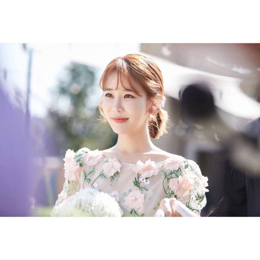 Yoo In Na (instagram.com/yg_stage)