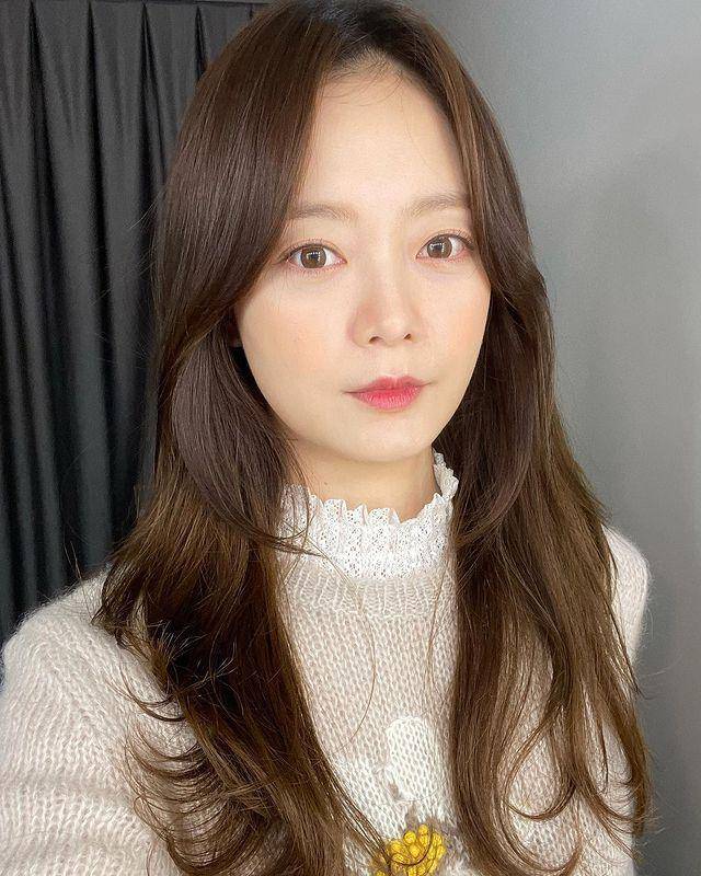 Jeon So Min (Instagram.com/jsomin86)