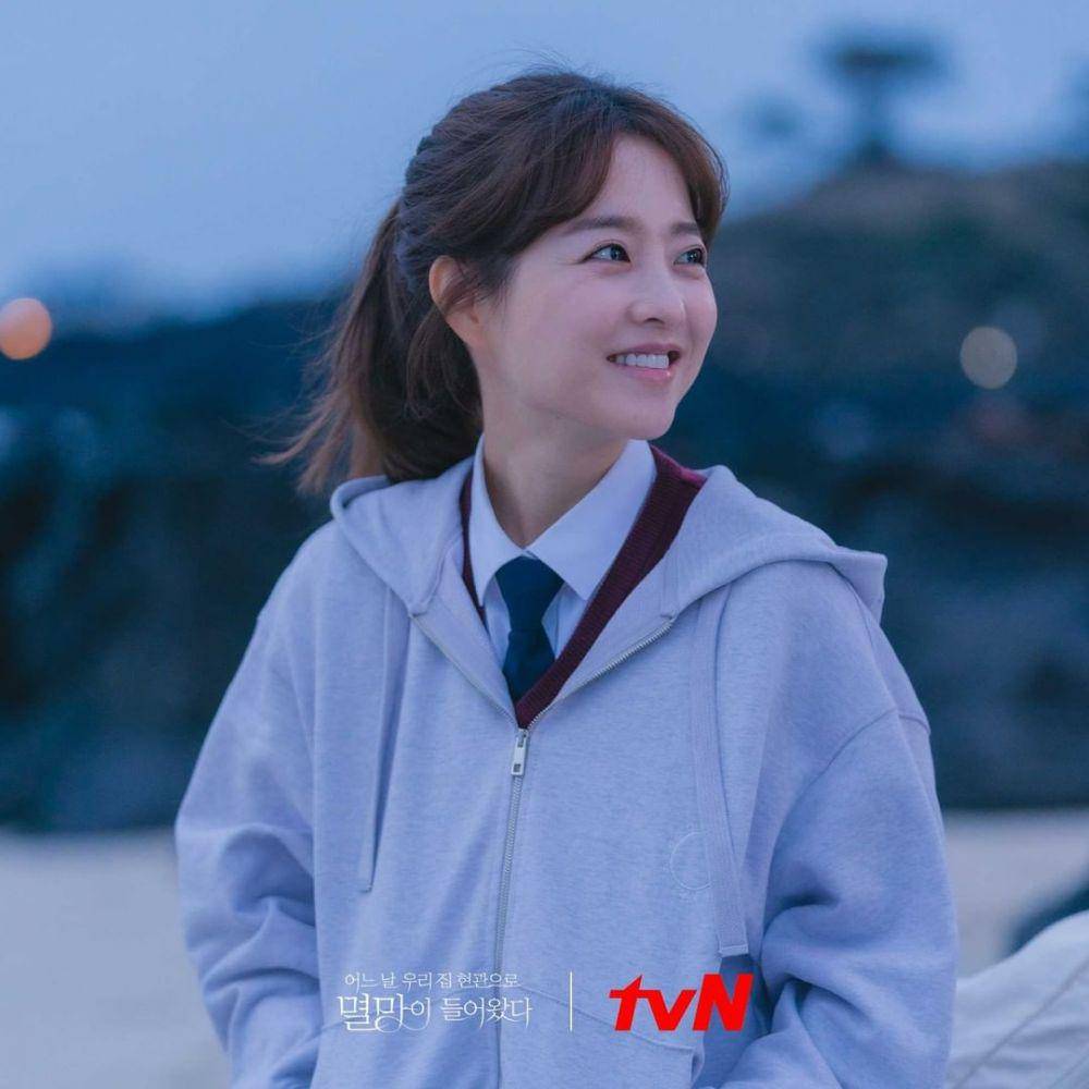 Park Bo Young di drama Doom at Your Service (instagram.com/tvndrama.official)