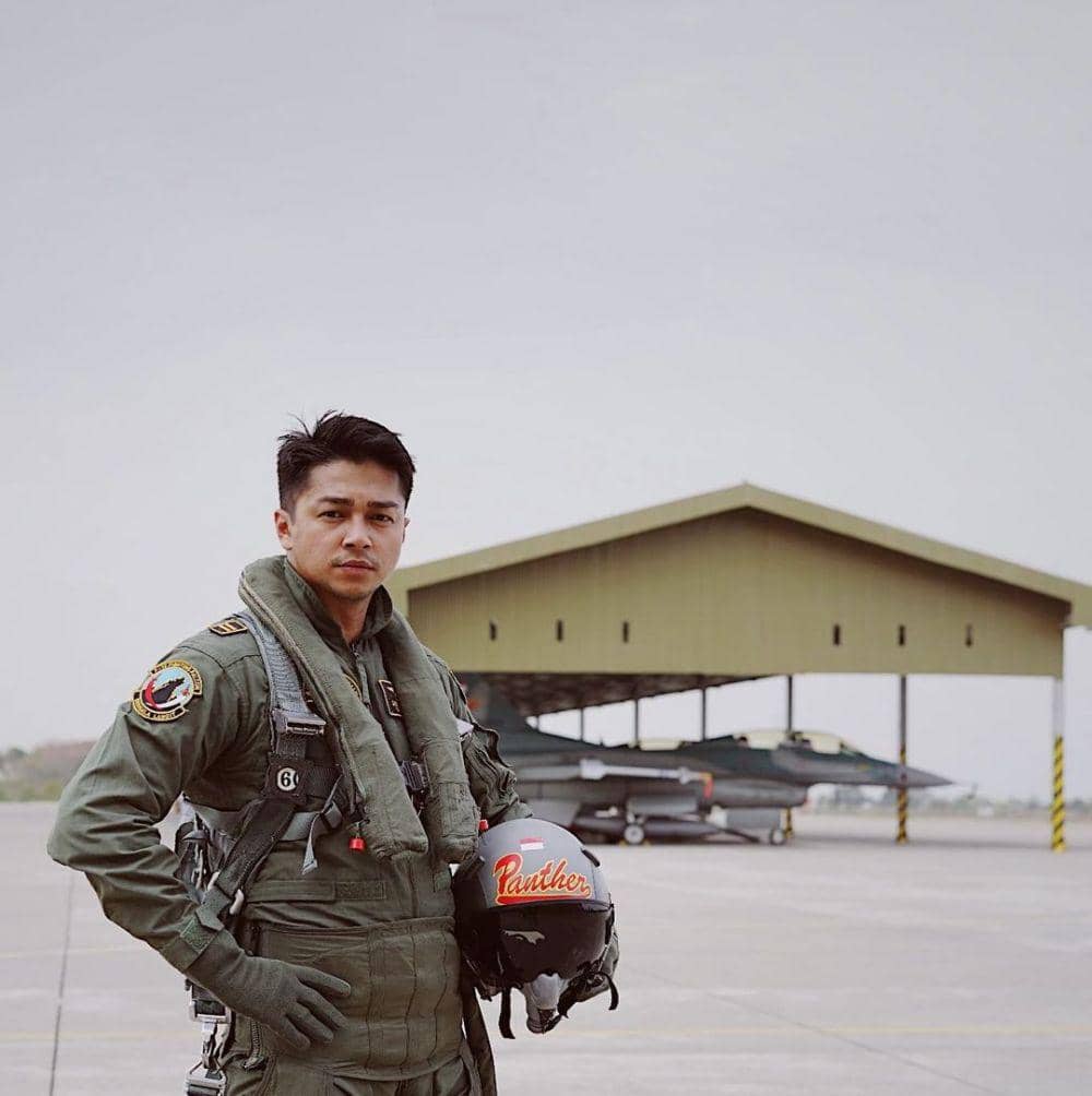 Deva Mahenra (Feddri Bonco via instagram.com/devamahenra)