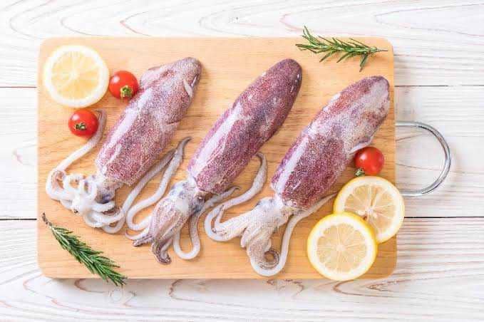 Bersihkan cumi (freshtohome.com)