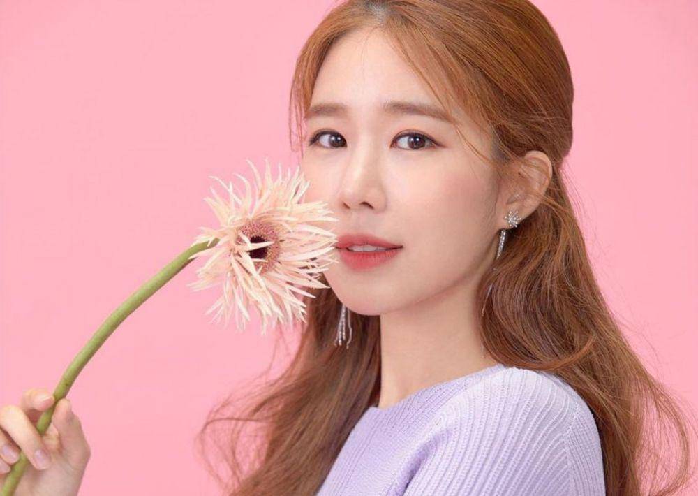 Yoo In Na (instagram.com/yg_stage)