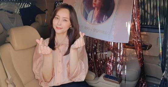 Woo Hee Jin (instagram.com/heejin_wooo)