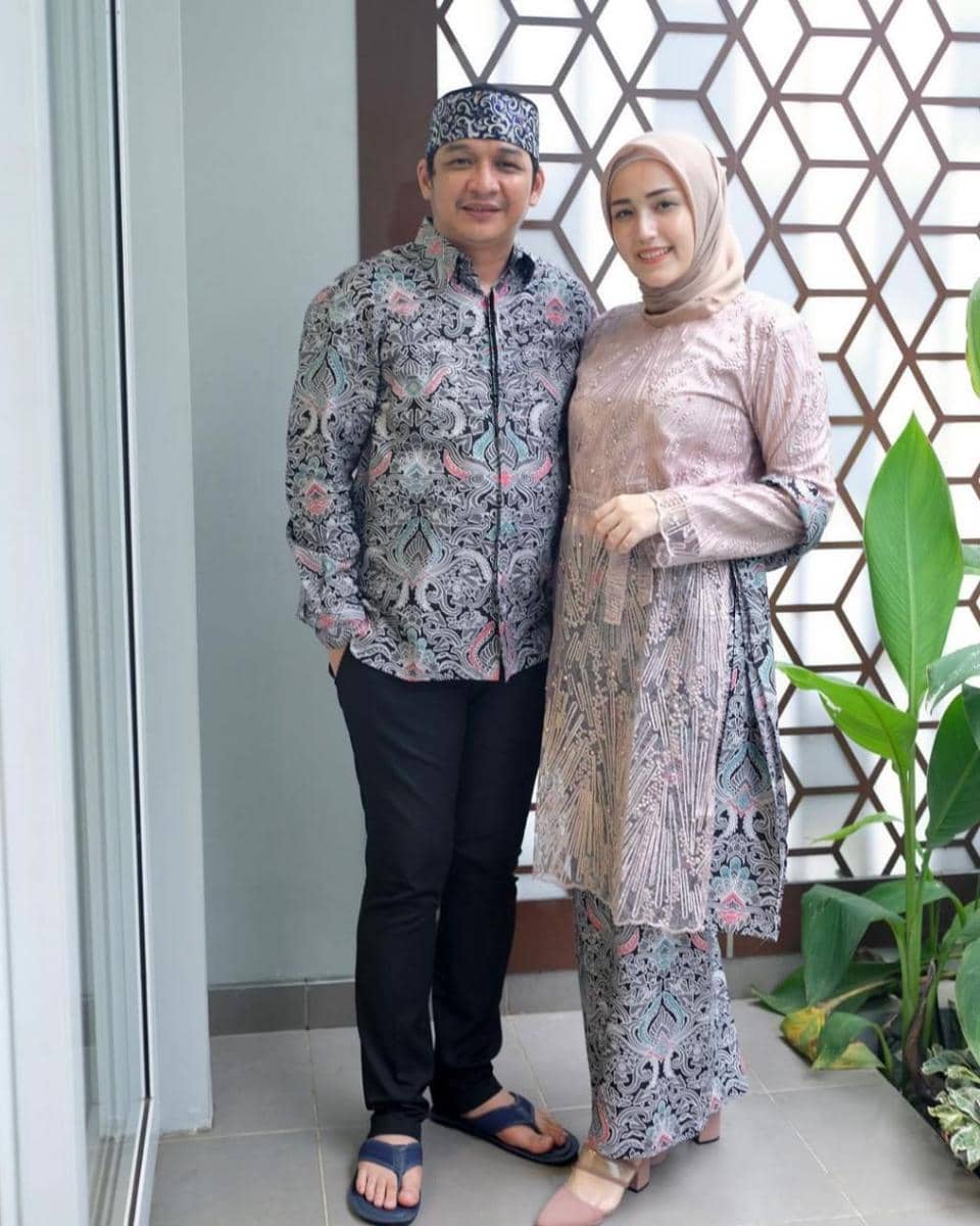 Pasha dan Adelia (instagram.com/adeliapasha)