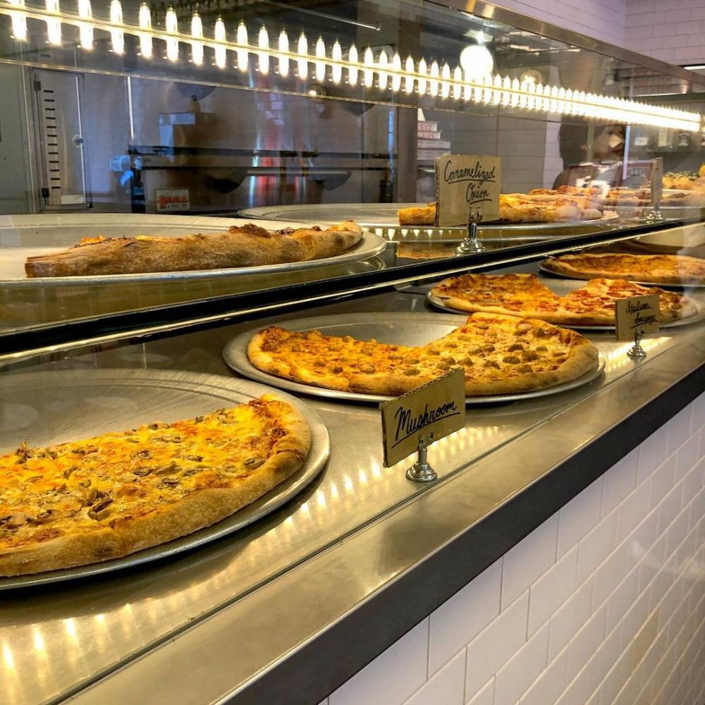 Pizza dengan style New York ini dijual per slice. (instagram.com/yumebell_foodie)