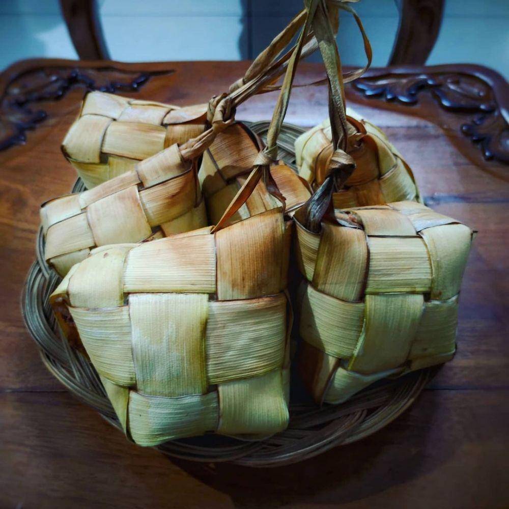 Ketupat (instagram.com/lucymachdalena)