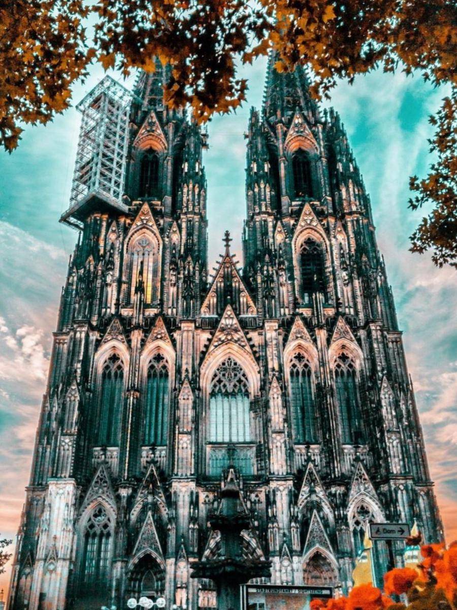 Katedral Cologne (Instagram.com/explorer)