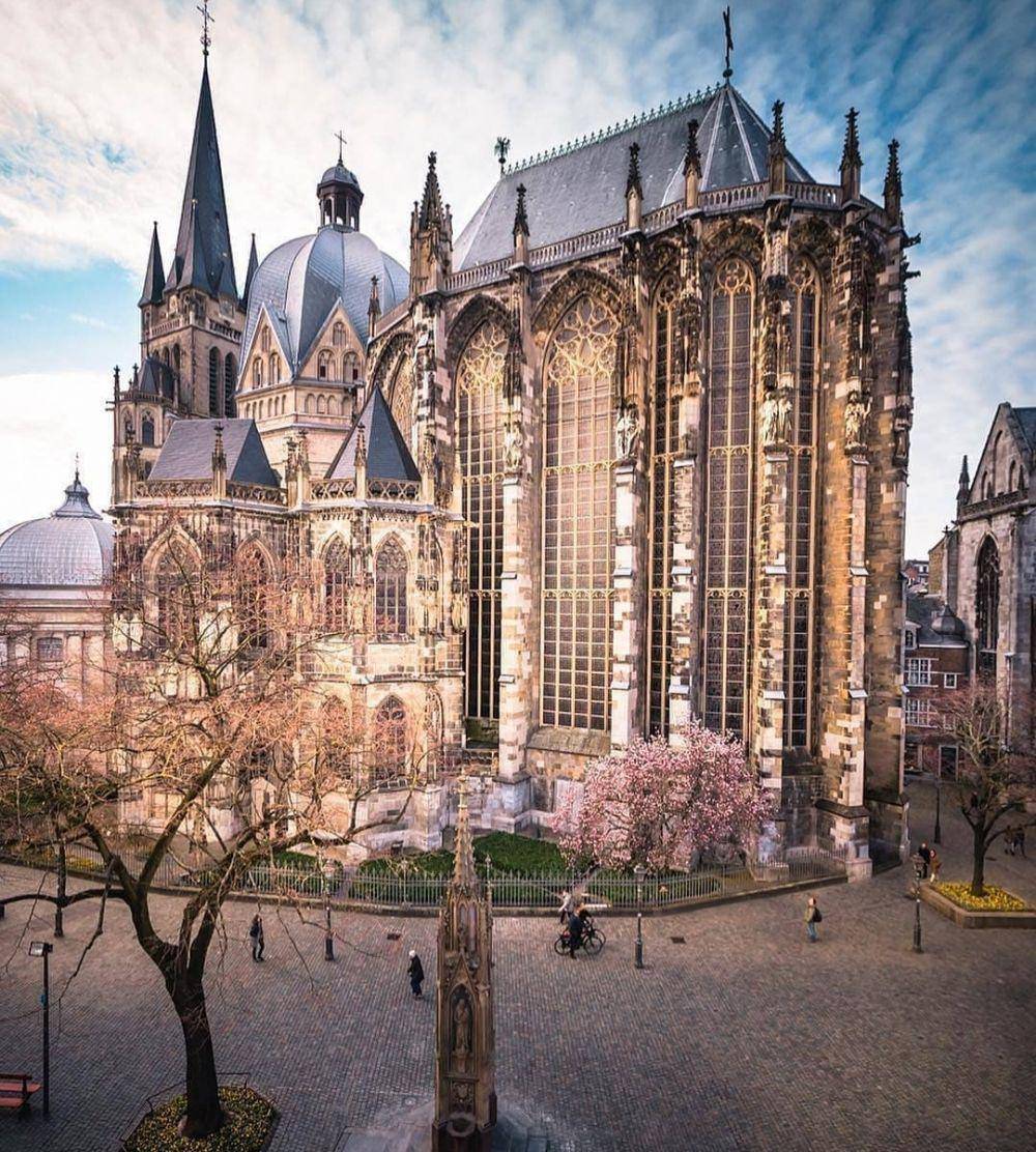 Katedral Aachen (Instagram.com/guest_churches)