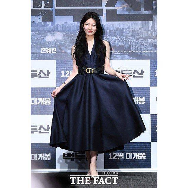 Potret Suzy yang memesona (instagram.com/skuukzky)