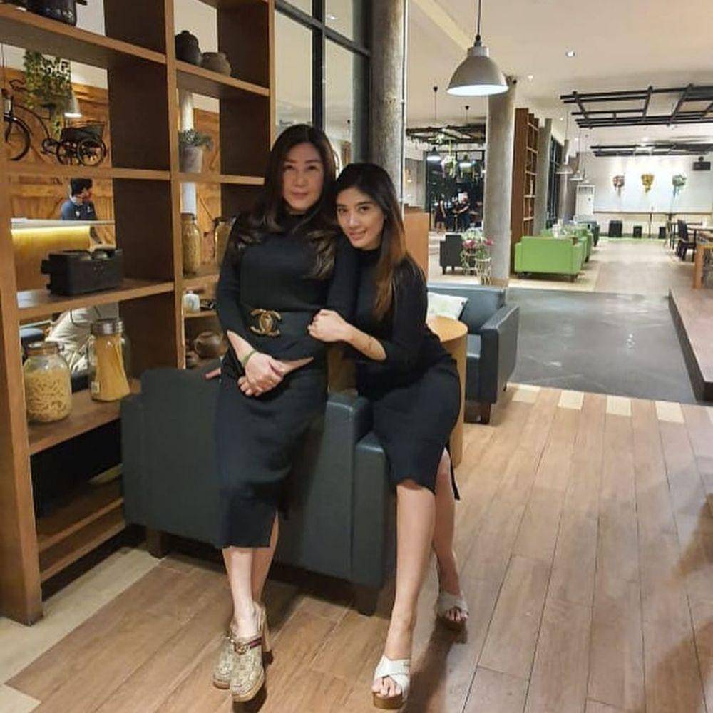 Julie Tan (instagram.com/julietanherisman)