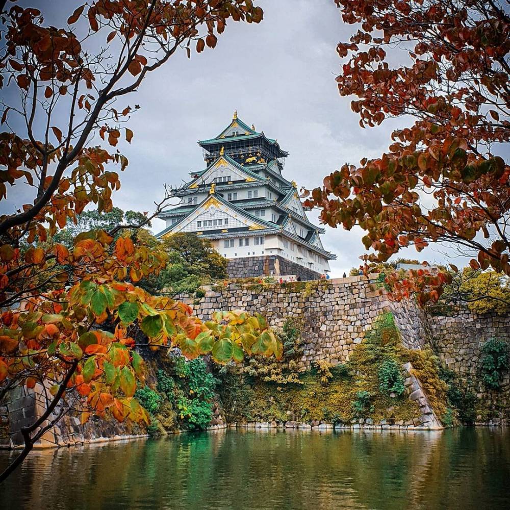 Selain untuk berwisata, kastel ini juga ramah untuk pelari. (instagram.com/fairuzkhan77)
