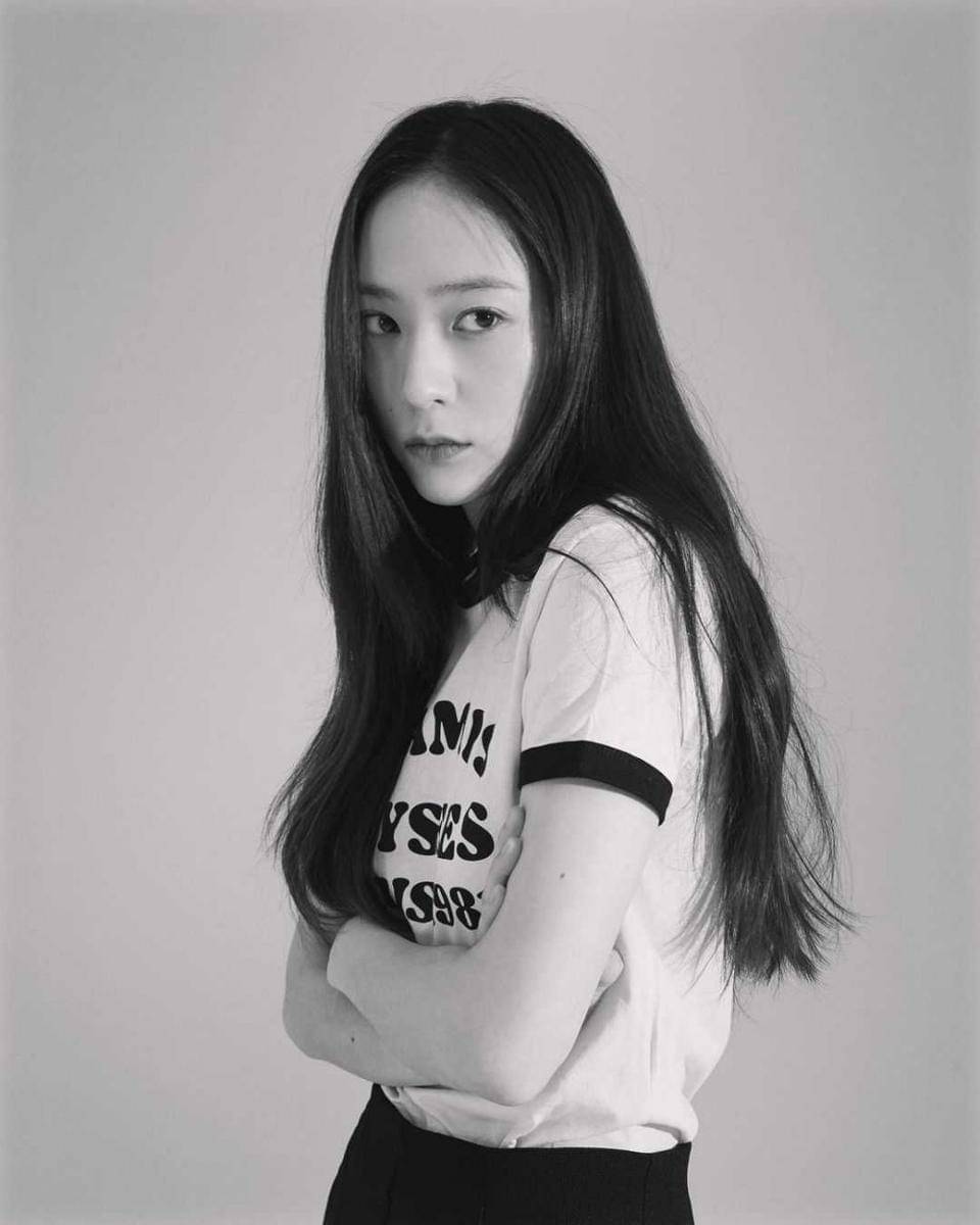 Krystal Jung (instagram.com/vousmevoyez)