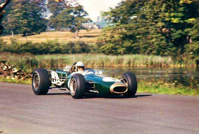Jack Brabham juara dunia tahun 1966 (primotipo.com)