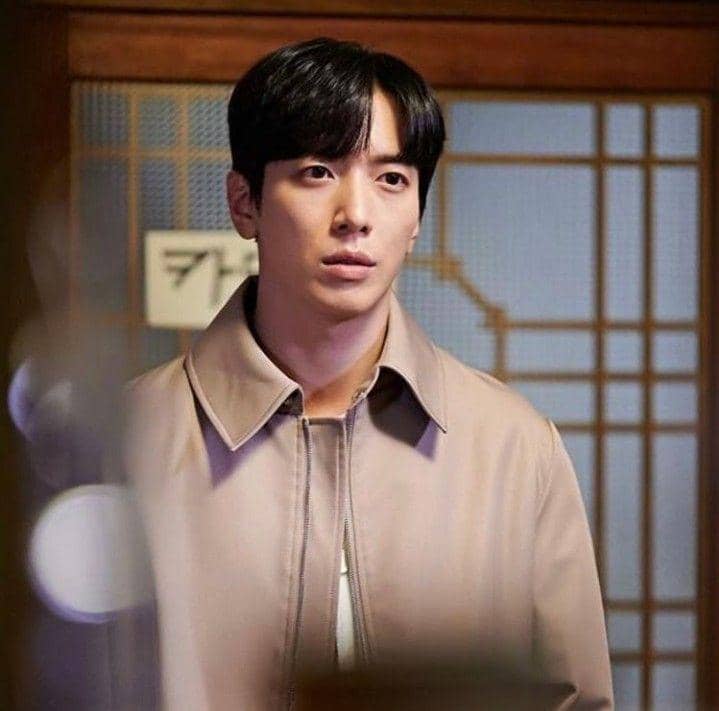 Jung Yong Hwa (instagram.com/yonghwa_effect0622)