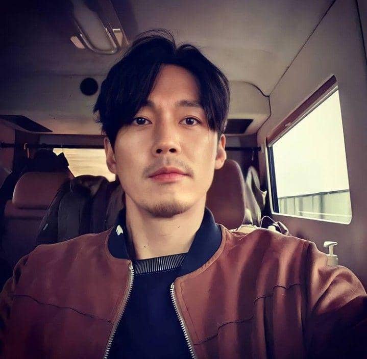 Jang Hyuk (instagram.com/janghyuk_universe)