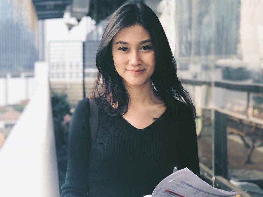 Regina Kandou (instagram.com/reginakandou)
