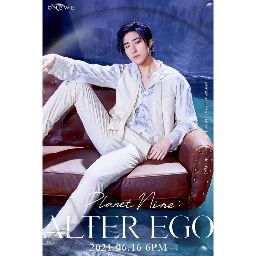 HARIN (instagram.com/official_onewe)