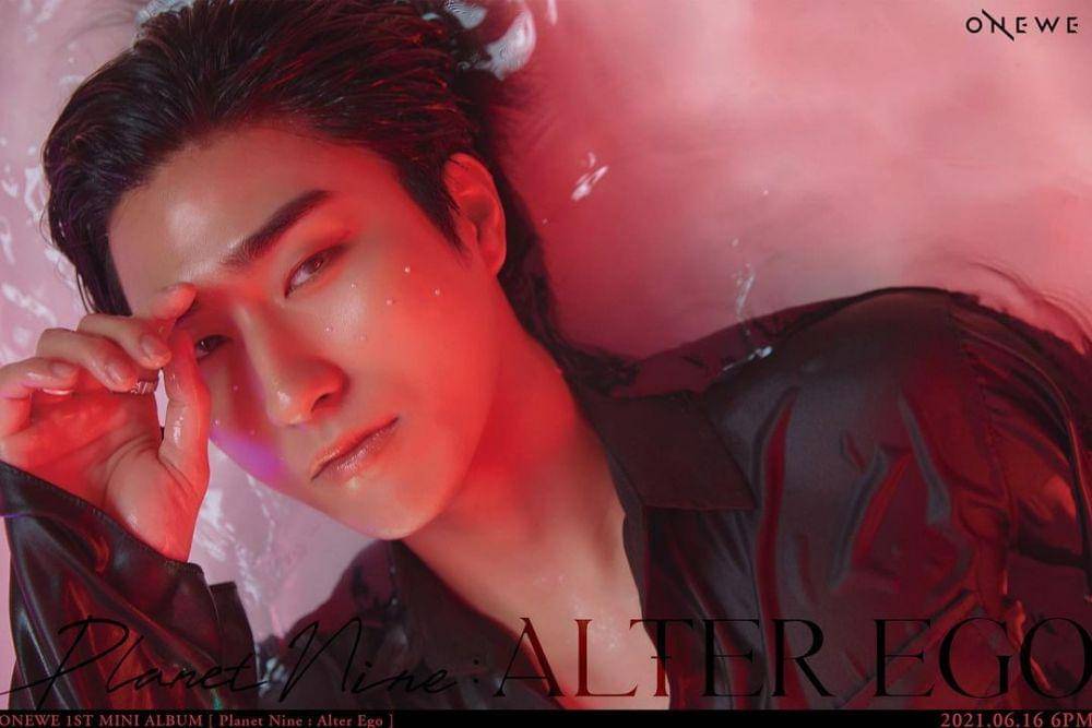 HARIN (instagram.com/official_onewe)