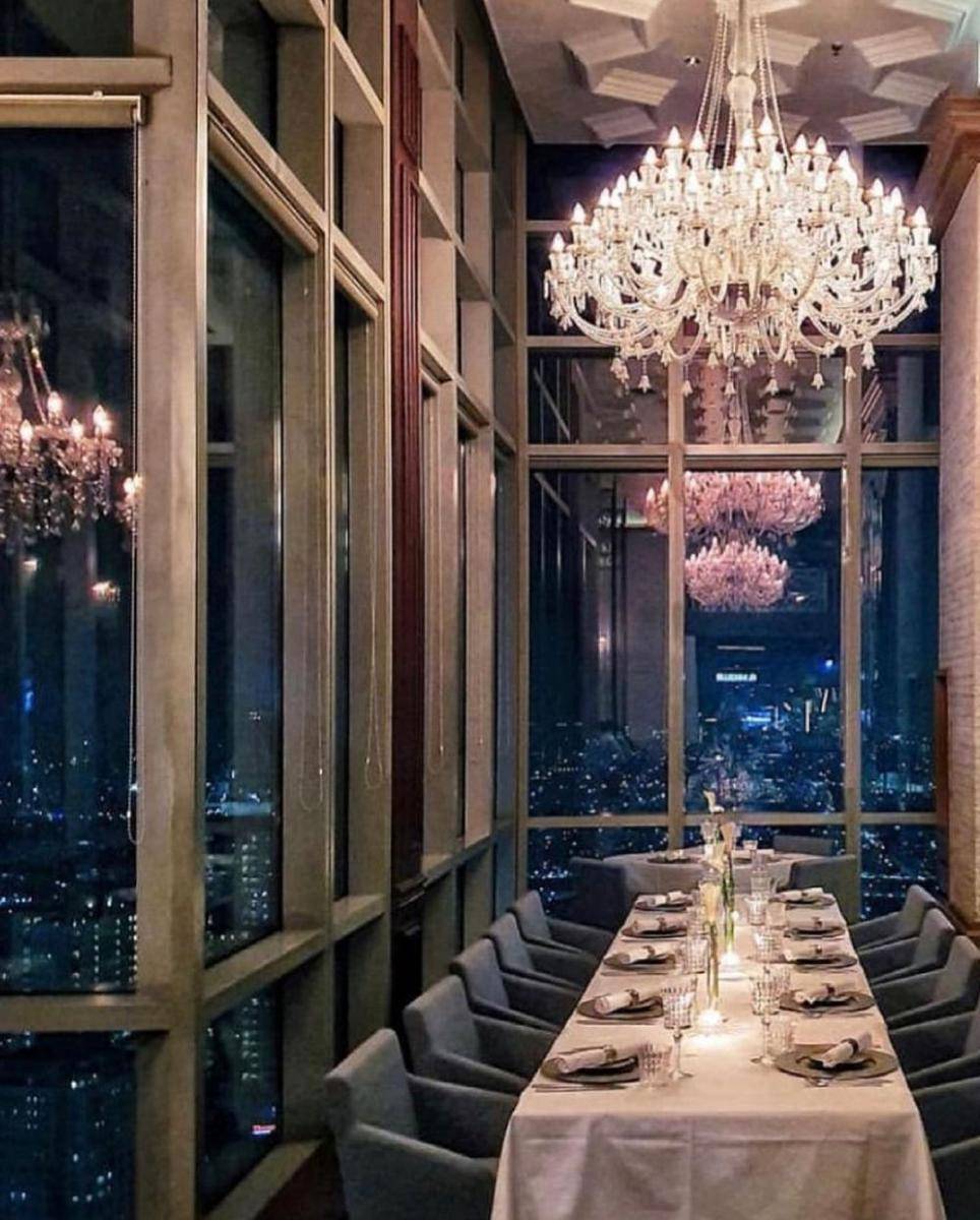 Suasana restoran milik Reino Barack. (instagram.com/princessyahrini)