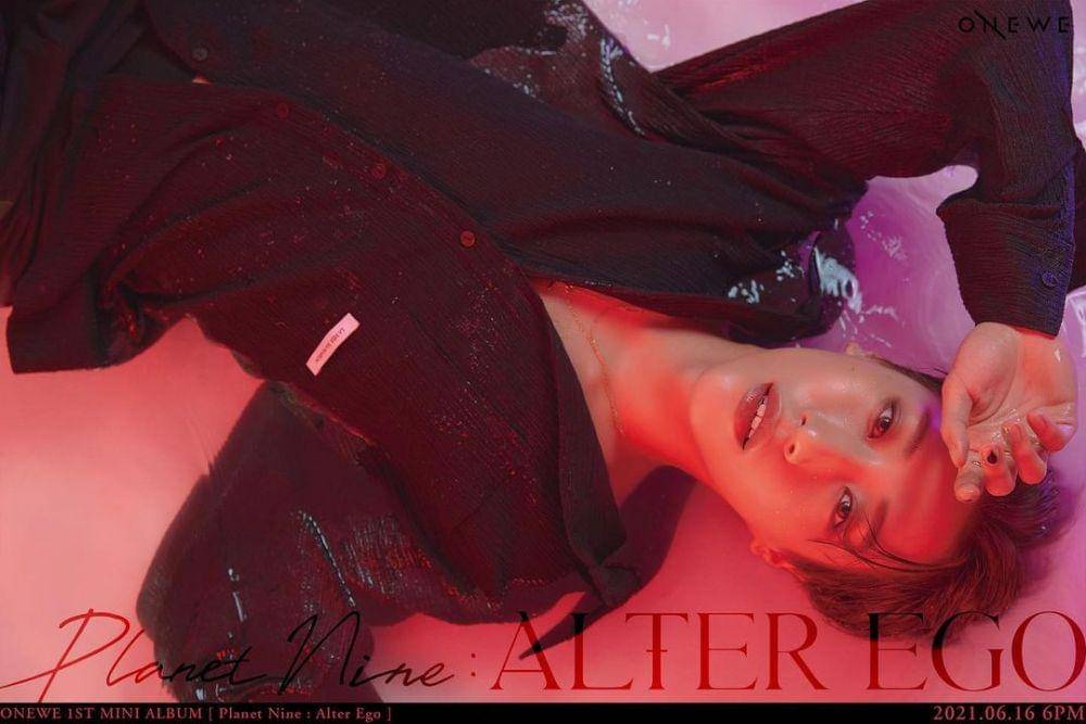 DONGMYEONG (instagram.com/official_onewe)