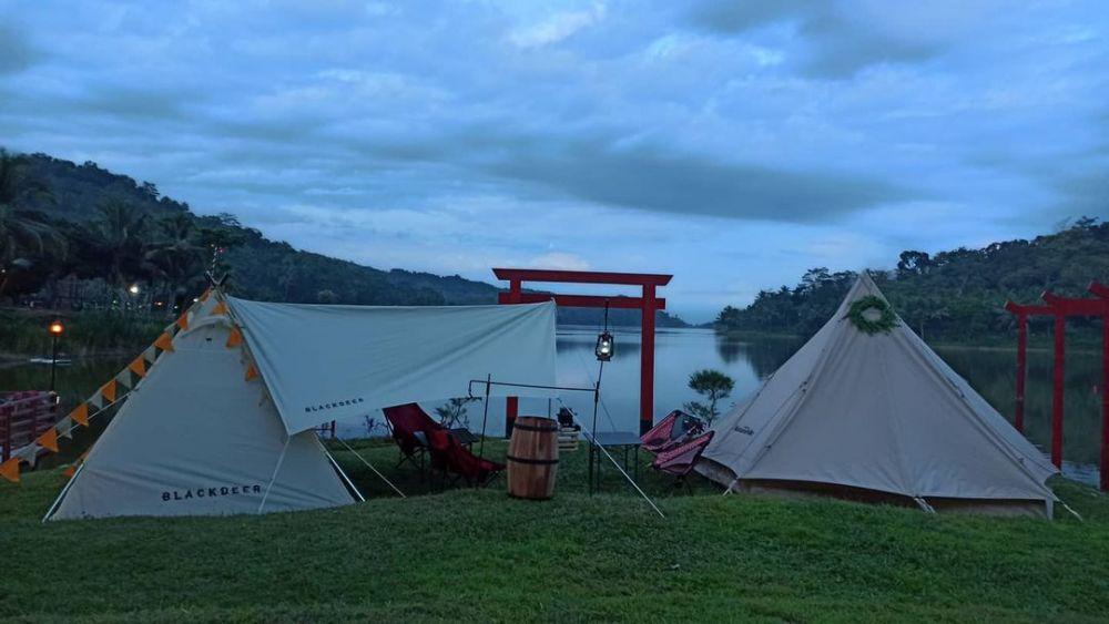 Informasi Wisata Waduk Sermo: Lokasi, Rute, Harga, dan Tipsnya