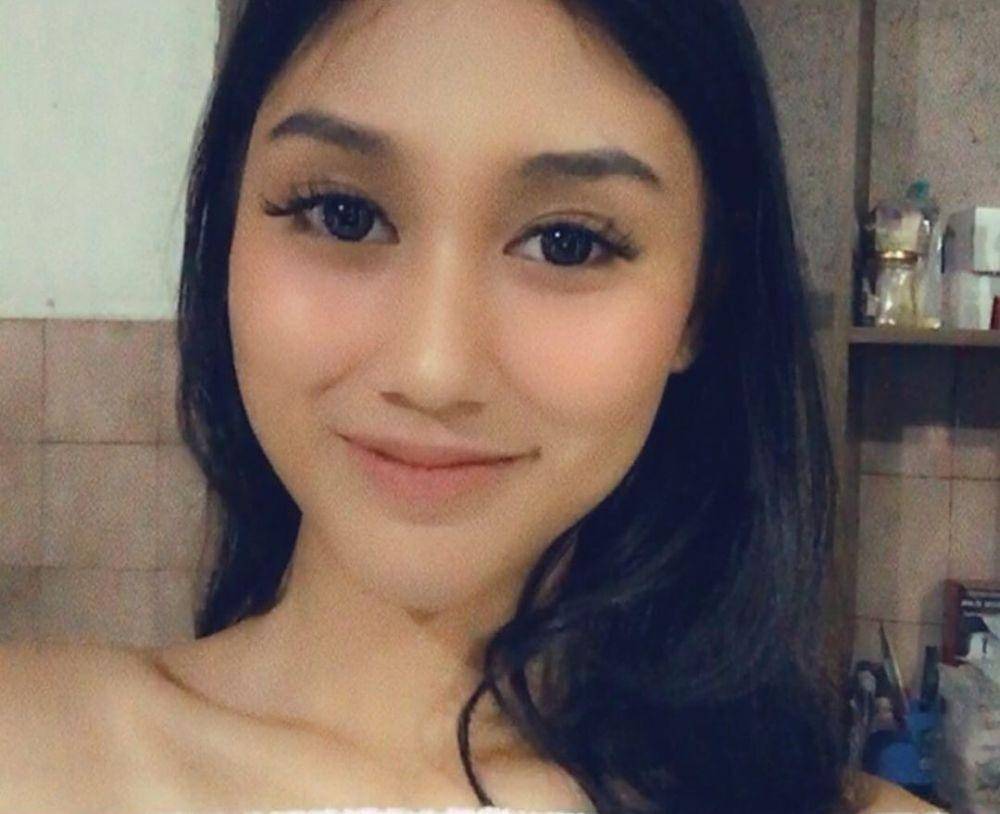 Regina Kandou (instagram.com/reginakandou)