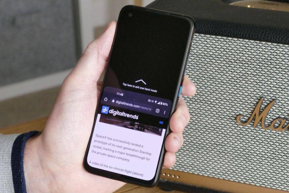 Asus Zenfone 8 (.digitaltrends.com)