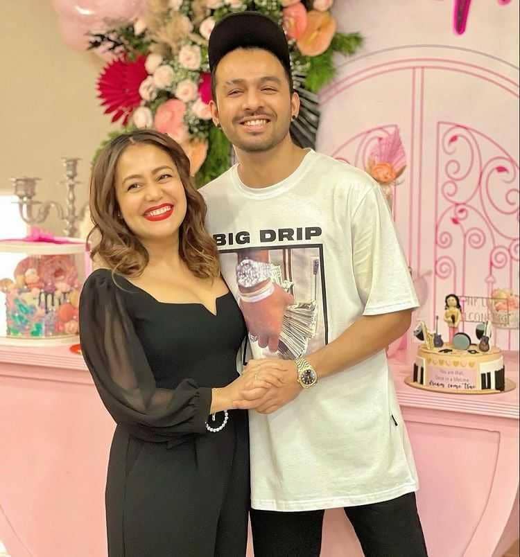 ulang tahun Neha Kakkar (instagram.com/nehakakkar)