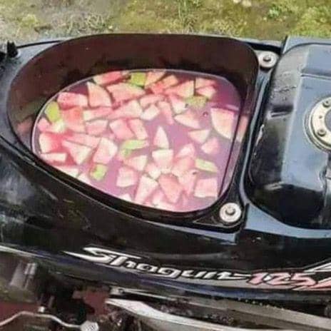 potret modifikasi motor unik (twitter.com/txtdariotomotif)