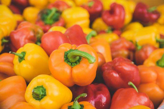 ilustrasi buah paprika segar (pexels.com/KaiPilger)