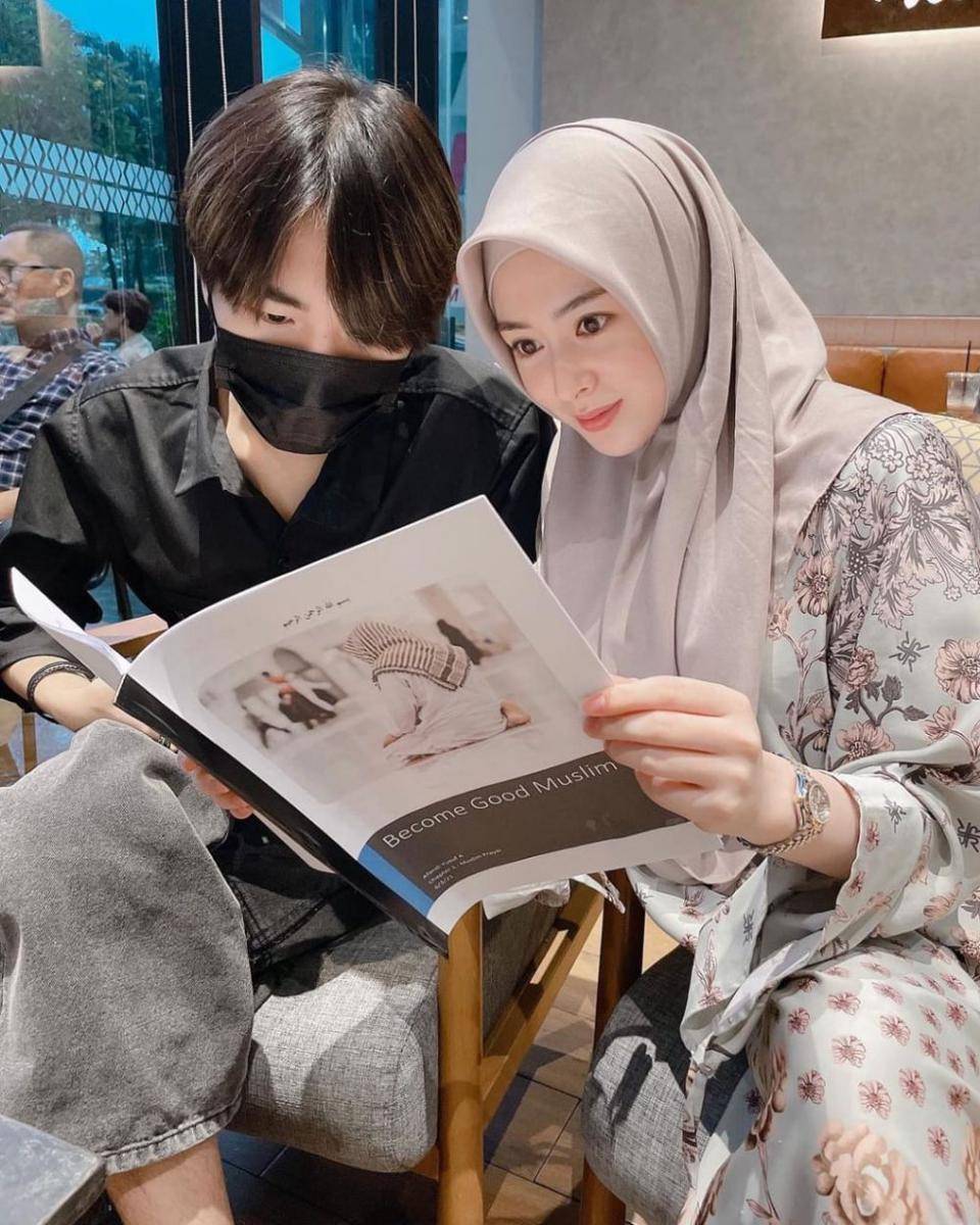 Ayana dan Aydin Moon (instagram.com/xolovelyayana)