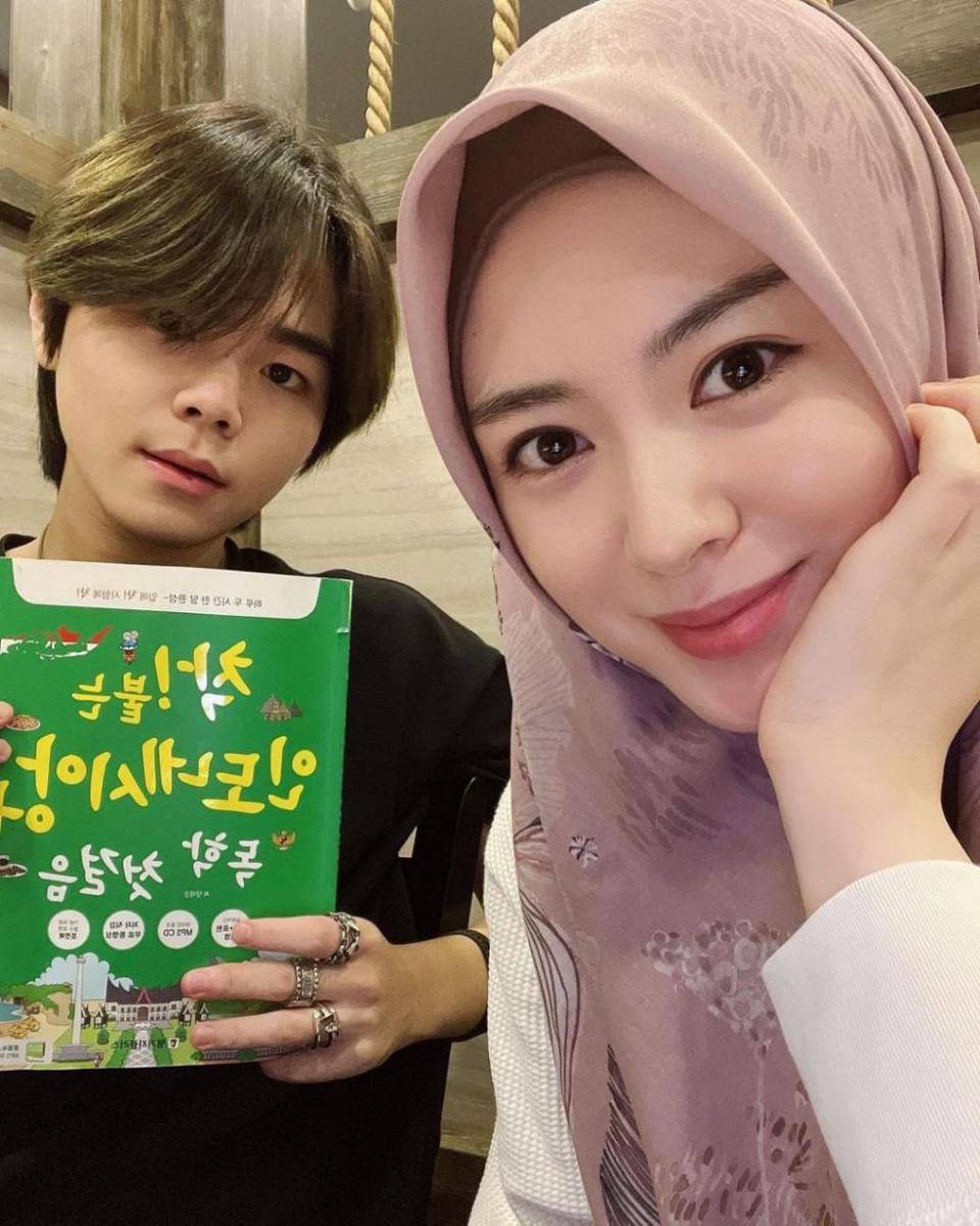 Ayana dan Aydin Moon (instagram.com/xolovelyayana)