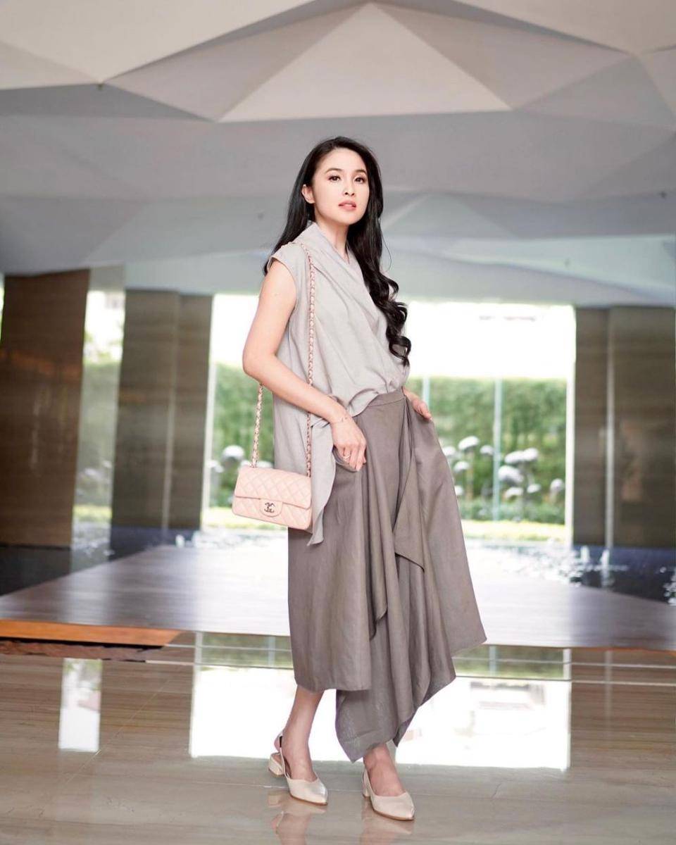Sandra Dewi (instagram.com/sandradewi88/)