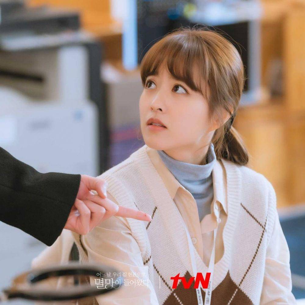 Park Bo Young di Doom at Your Service (dok. tvN)