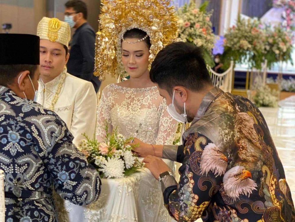 Pernikahan Imaz Fitria (Instagram.com/agungsaputrabm/)