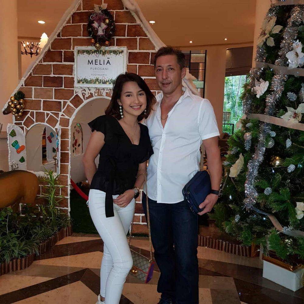 Jennifer Coppen dan ayahnya, Richardo Benito (Instagram.com/richardobenito/)