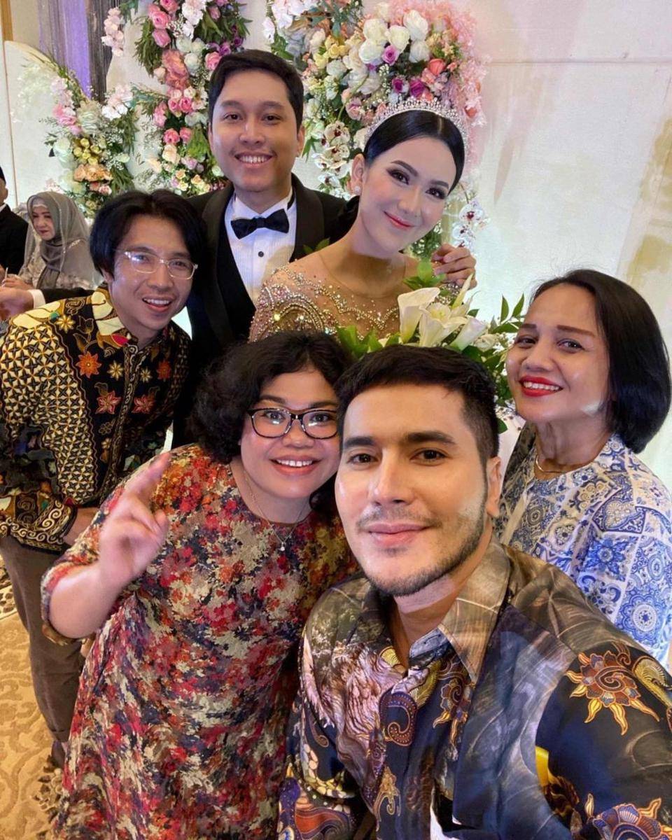 Pernikahan Imaz Fitria (Instagram.com/agungsaputrabm/)