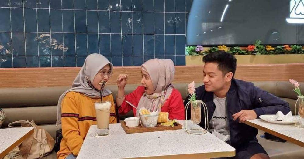 Ine Sinthya dan kedua anaknya (instagram.com/inesinthya)
