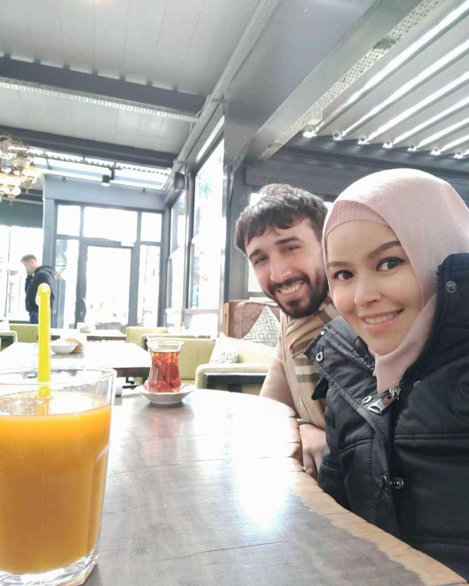 Siti Liza dan suami (instagram.com/sitiliza2013)