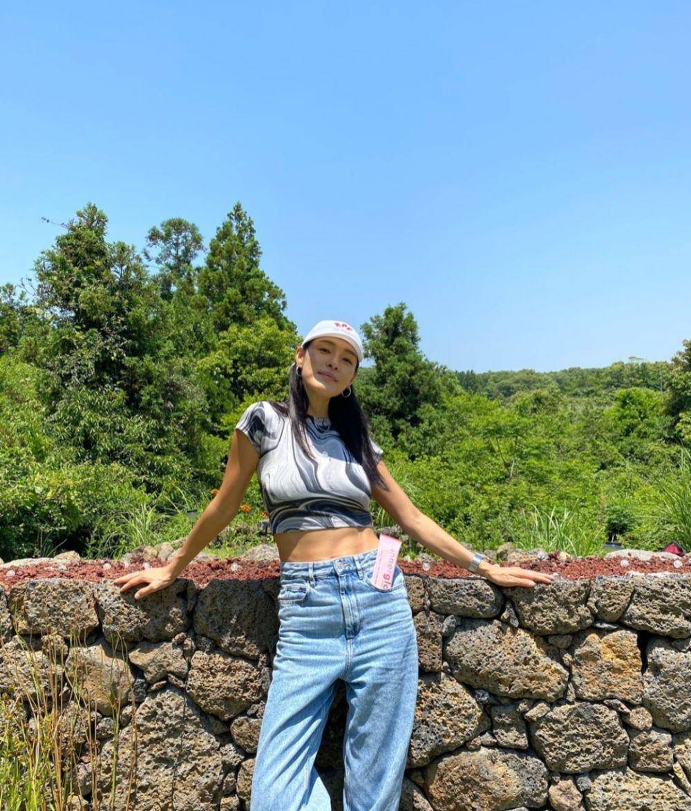 Kahi eks After School (instagram.com/kahi_korea)