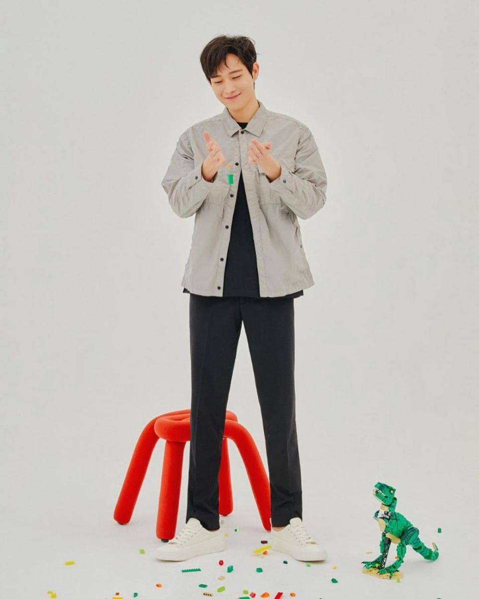 ootd Kim Young Dae (instagram.com/outerkorea_official)