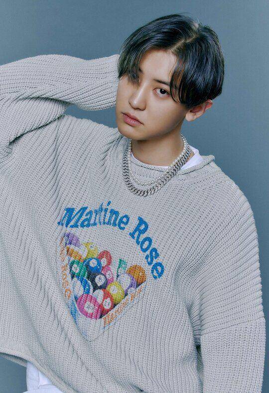 Penampilan Chanyeol di teaser album 'Don't Fight the Feeling' (twitter.com/weareoneEXO)