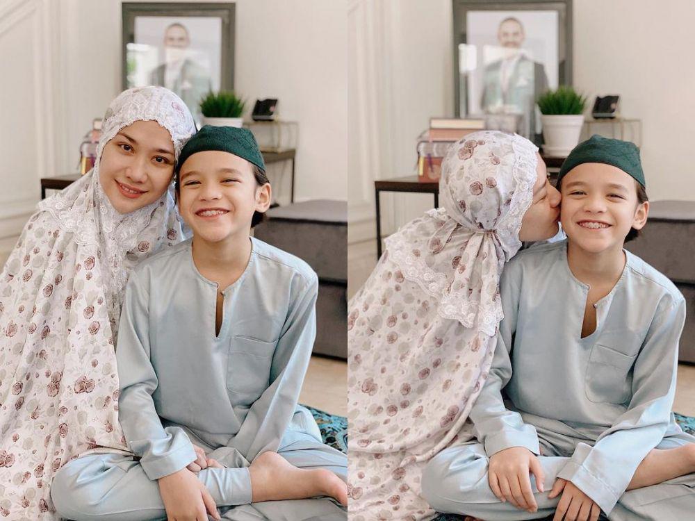 10 Potret Noah Sinclair yang Kian Menawan, Calon Idola!