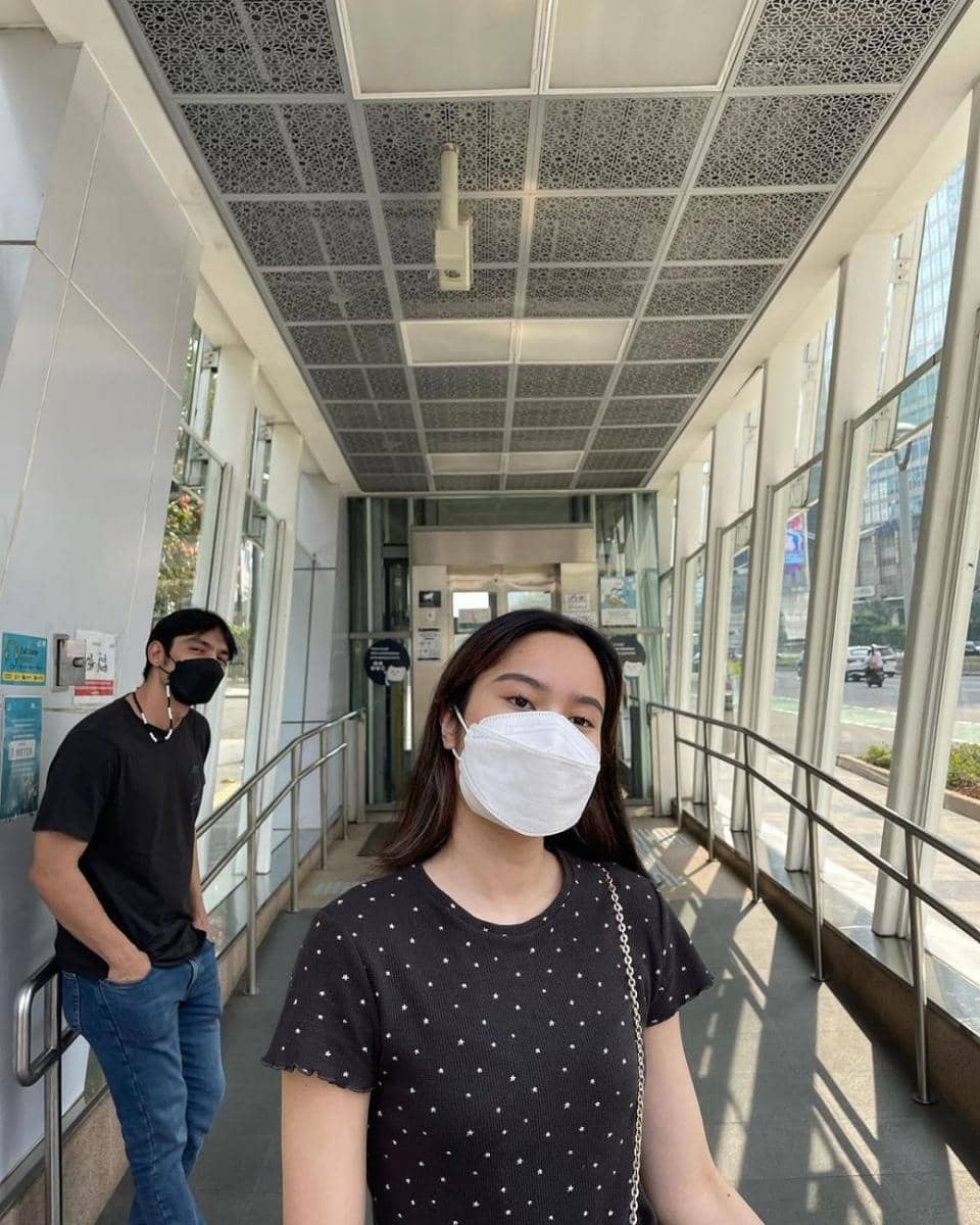 Abimana Aryasatya (instagram.com/abimana_arya)