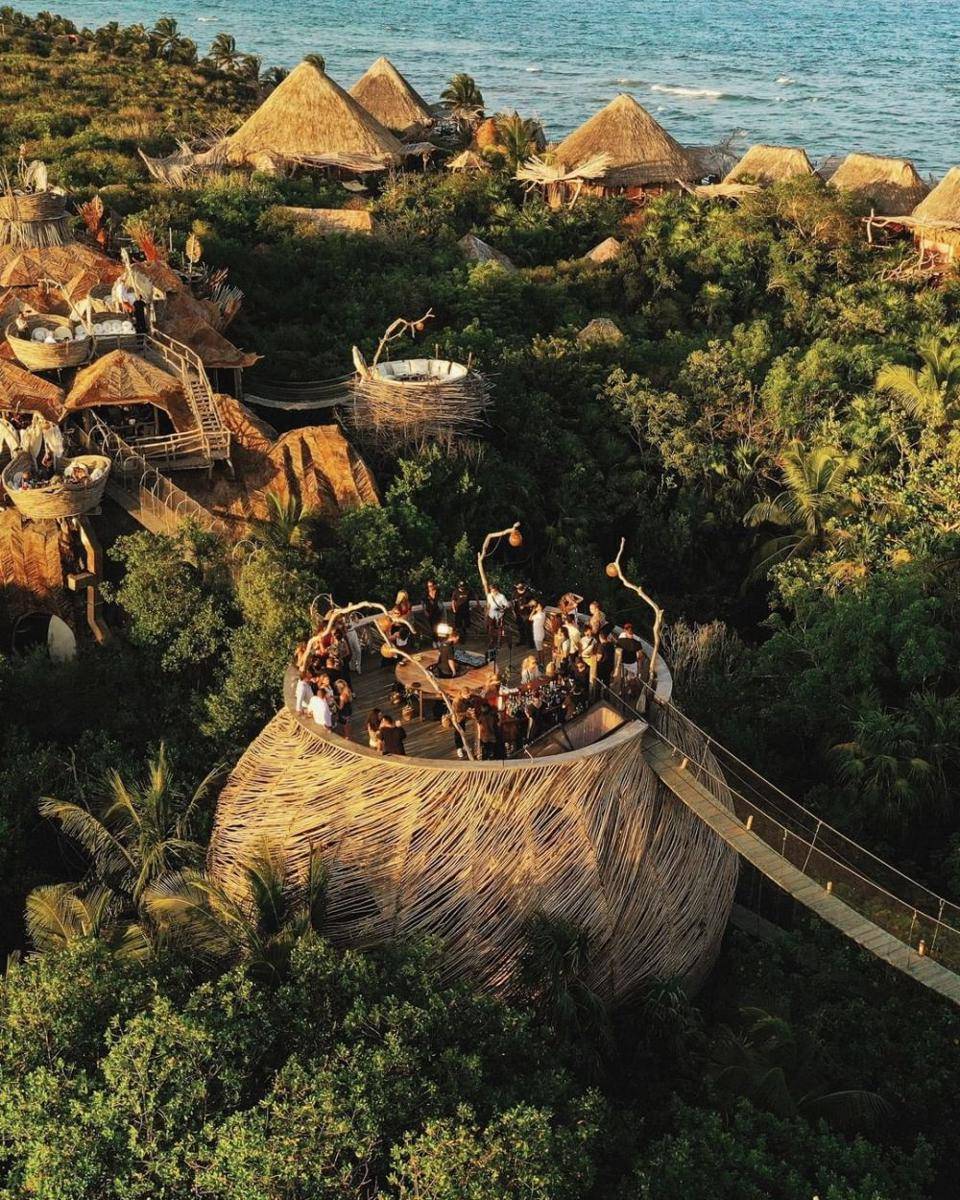 Hotel Azulik di Tulum (instagram.com/azulik)